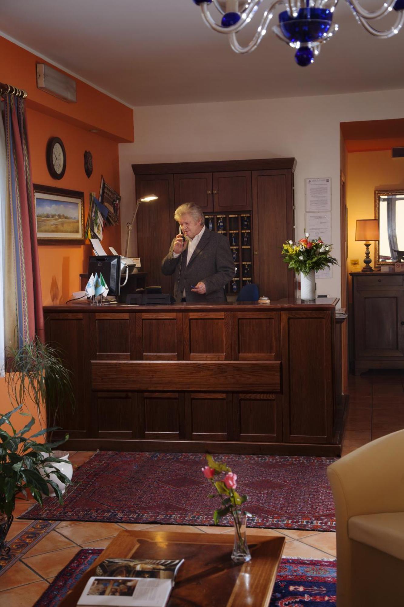 Hotel Naonis Cordenons المظهر الخارجي الصورة