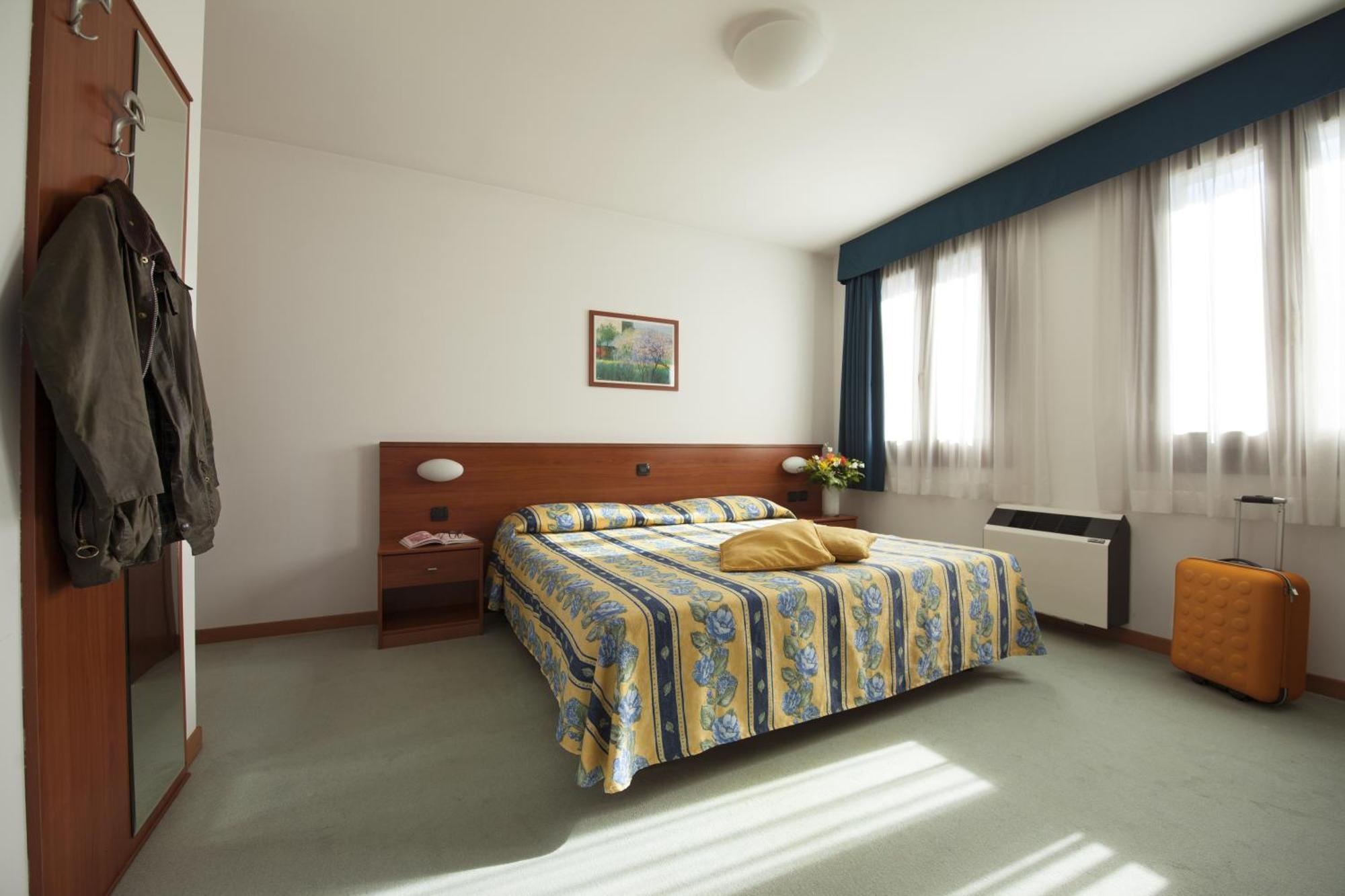 Hotel Naonis Cordenons المظهر الخارجي الصورة